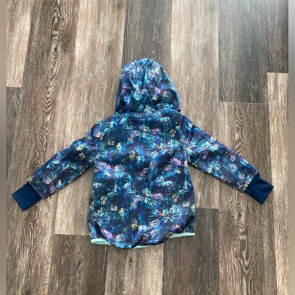 Fall and Spring Jacket- water resistant - Picture 2 of 6